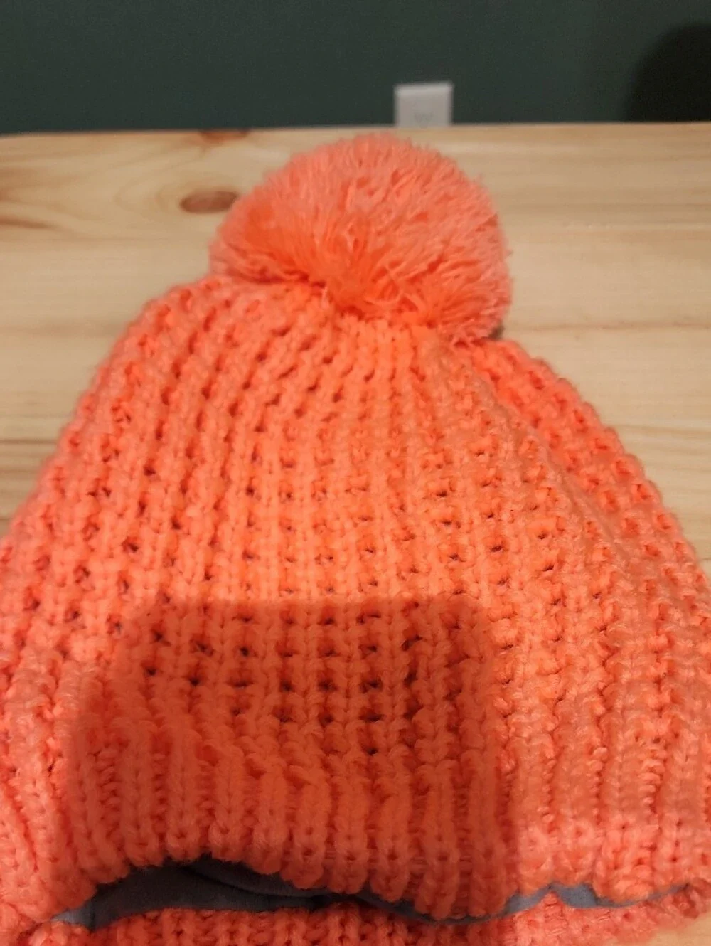 Under Armour Coral Pom Knit Beanie